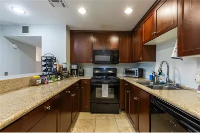 20253 Keswick, Winnetka, CA 91306 - Photo 7