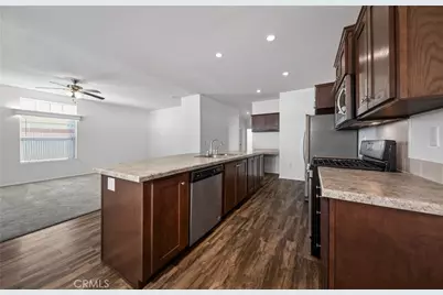 1300 W Menlo Avenue #94, Hemet, CA 92543 - Photo 9