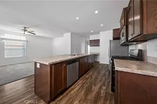 1300 W Menlo Ave, Hemet, CA 92543 - Photo 9