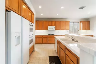 17191 Greentree Drive, Riverside, CA 92503 - Photo 13