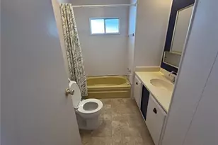 332 N Lyon, Hemet, CA 92543 - Photo 17