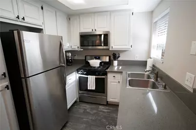 16377 Lakeshore Dr #1A, Lake Elsinore, CA 92530 - Photo 3