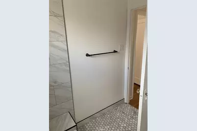 1240 W 22nd St, San Pedro, CA 90731 - Photo 7