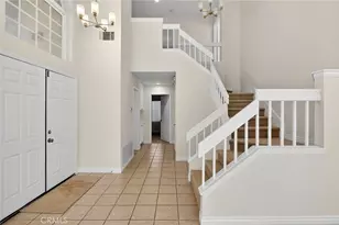 24471 Saradella Ct, Murrieta, CA 92562 - Photo 3