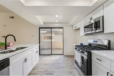 17333 Brookhurst, Fountain Valley, CA 92708 - Photo 7