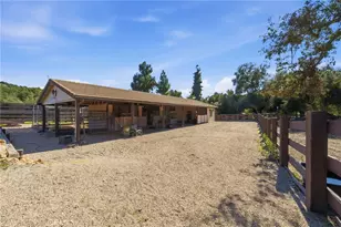 40730 Calle Bandido, Murrieta, CA 92562 - Photo 43