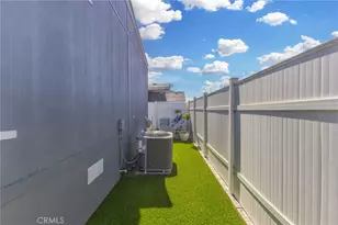 22221 Bloomfield, Hawaiian Gardens, CA 90630 - Photo 37