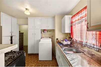 11486 Burke St, Whittier, CA 90606 - Photo 35