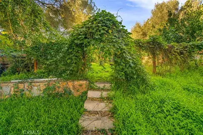 1027 S Live Oak Park, Fallbrook, CA 92028 - Photo 23