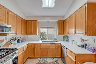 40281 Via Acuna, Murrieta, CA 92562 - Photo 7