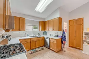 40281 Via Acuna, Murrieta, CA 92562 - Photo 9