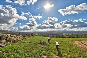 40105 Voyager, Temecula, CA 92592 - Photo 3