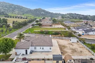 22255 Rosary, Nuevo, CA 92567 - Photo 43