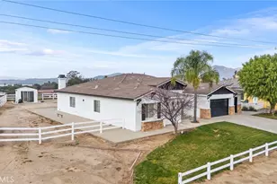 22255 Rosary, Nuevo, CA 92567 - Photo 3