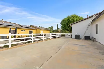 22255 Rosary, Nuevo, CA 92567 - Photo 35