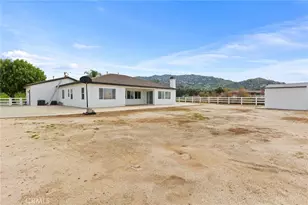 22255 Rosary, Nuevo, CA 92567 - Photo 37