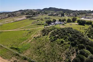 25099 Bundy Canyon, Menifee, CA 92584 - Photo 11