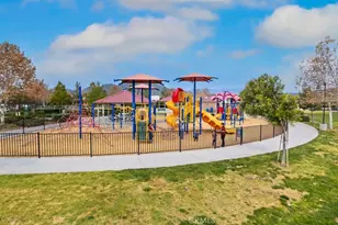 32057 Rambling Ct, Winchester, CA 92596 - Photo 27