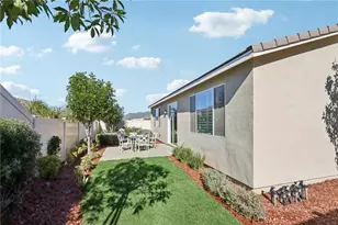 32057 Rambling Ct, Winchester, CA 92596 - Photo 23