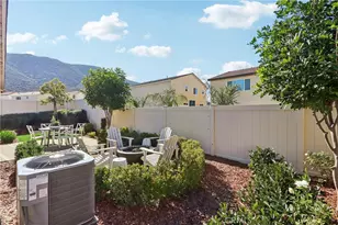 32057 Rambling Ct, Winchester, CA 92596 - Photo 21