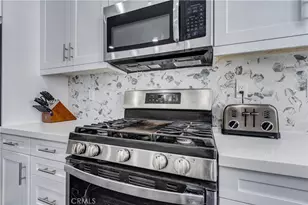 625 Savi Dr, Corona, CA 92878 - Photo 7