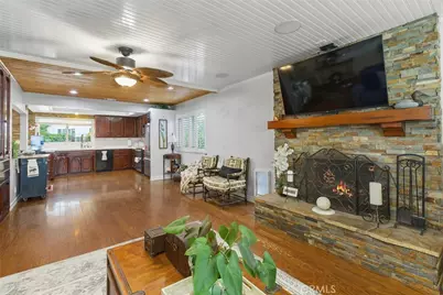 30005 Swan Point Dr., Canyon Lake, CA 92587 - Photo 11