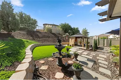 27665 Bottle Brush Wy, Murrieta, CA 92562 - Photo 39