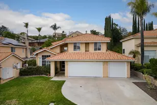 39815 Highbury Dr, Murrieta, CA 92563 - Photo 3