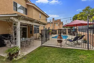 39815 Highbury Dr, Murrieta, CA 92563 - Photo 35