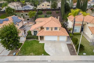 39815 Highbury Dr, Murrieta, CA 92563 - Photo 5