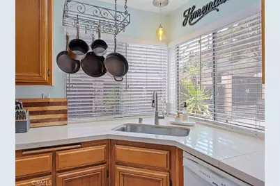 39815 Highbury Drive, Murrieta, CA 92563 - Photo 21