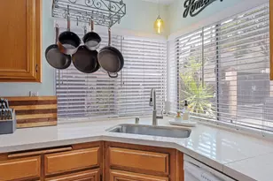 39815 Highbury Dr, Murrieta, CA 92563 - Photo 21