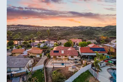 29710 Longhorn Drive, Canyon Lake, CA 92587 - Photo 9