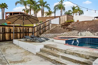 29710 Longhorn Drive, Canyon Lake, CA 92587 - Photo 33