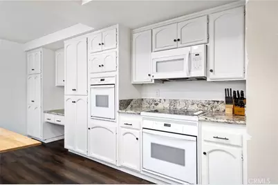 29710 Longhorn Drive, Canyon Lake, CA 92587 - Photo 17