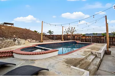 29710 Longhorn Drive, Canyon Lake, CA 92587 - Photo 33