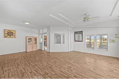 29825 Porth, Murrieta, CA 92563 - Photo 5