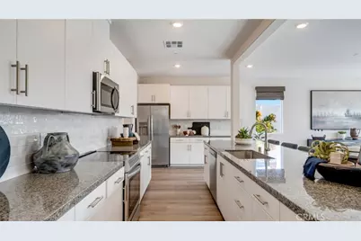 2392 Peach Tree Lane, Perris, CA 92570 - Photo 3