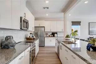 2392 Peach Tree Ln, Perris, CA 92570 - Photo 3