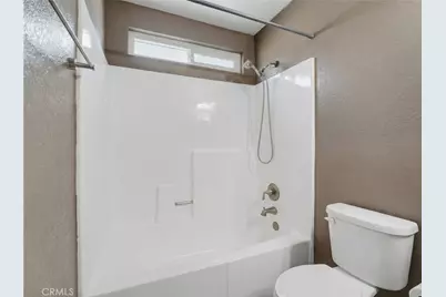 14405 Cerise #13, Hawthorne, CA 90250 - Photo 15