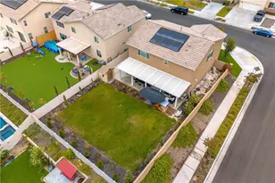 33063 Table Rock Dr, Winchester, CA 92596 - Photo 9