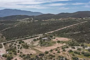 40752 El Pequito, Hemet, CA 92544 - Photo 11