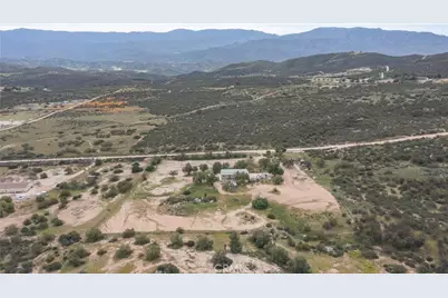 40752 El Pequito, Hemet, CA 92544 - Photo 9