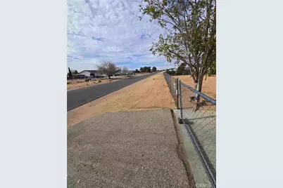 22684 Powhatan, Apple Valley, CA 92308 - Photo 3