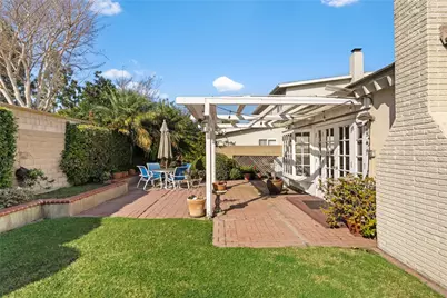 21091 Chubasco, Huntington Beach, CA 92646 - Photo 33