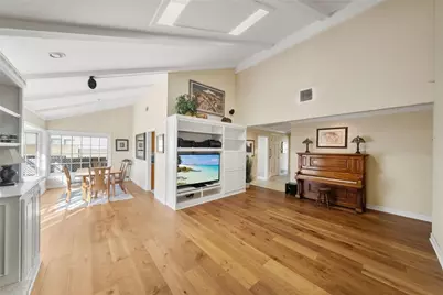 21091 Chubasco, Huntington Beach, CA 92646 - Photo 7