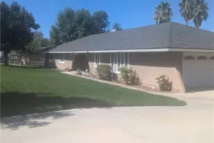 31090 Orange, Nuevo, CA 92567 - Photo 25