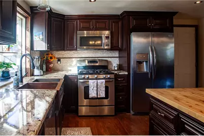 30225 Amber Lane, Hemet, CA 92543 - Photo 13