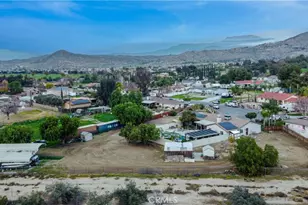 30225 Amber Ln, Hemet, CA 92543 - Photo 55