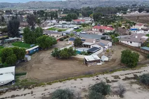 30225 Amber Ln, Hemet, CA 92543 - Photo 59